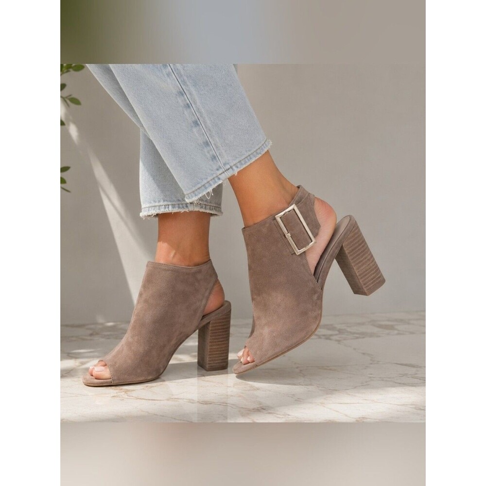 Vaneli Bisa Tan Leather Suede Peep Toe Slingback Cut Out Heel Ankle Bootie Sz 10